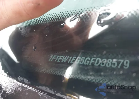 2016 Ford F-150 Limited z USA, uszkodzony, nr VIN 1FTEW1EG5GFD38579